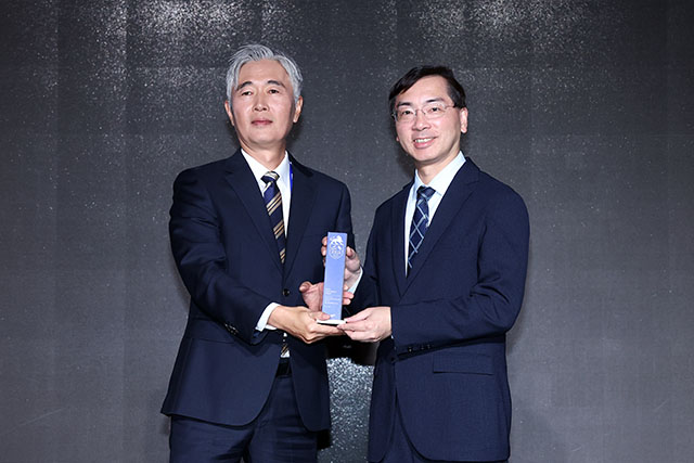 JULIA,Juvelook & Lenisna International Academy, 喬雅露, 膠原蛋白增生劑, PDLLA, 林政賢醫師, 高雄醫美推薦,高雄微整形推薦,再生材質